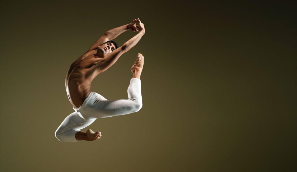 Compression tights for muscle support during exercise