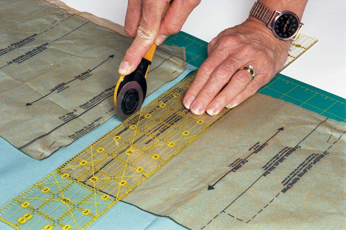 Top Manufacturing Guide: Craft Your Perfect Women's Top