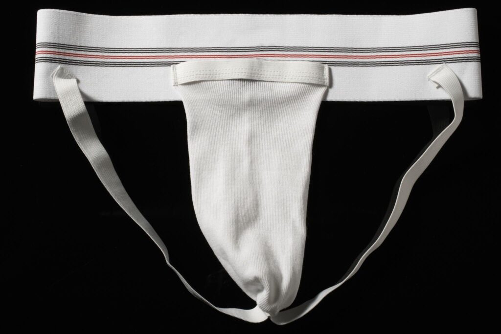 Traditional jockstrap for athletic protection