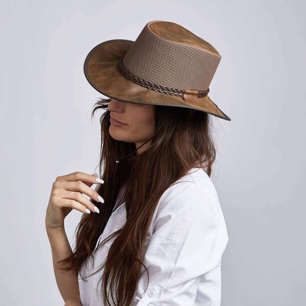 19 Types Of Hats Both Men And Women Absolutely Look For