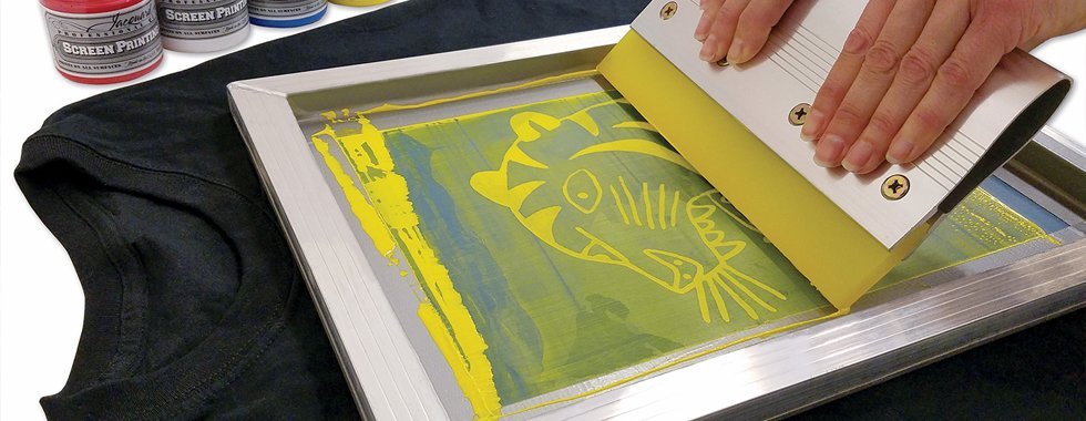 Apparel with screen printed logo demonstrating durability