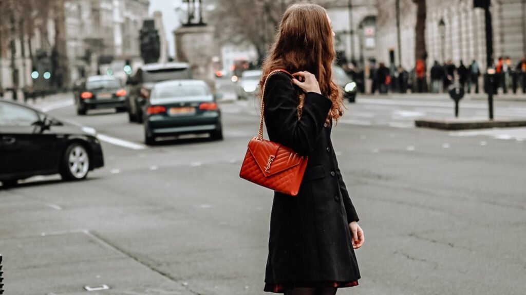 A Few Tips You Should Take For Starting A Handbag Business