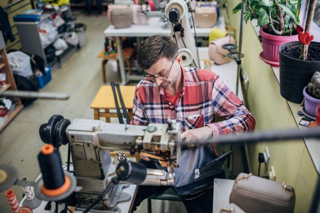 How To Start A Clothing Line In 10 Simple Steps