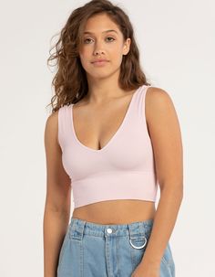 Different Styles Of Activewear Tank Tops For Women