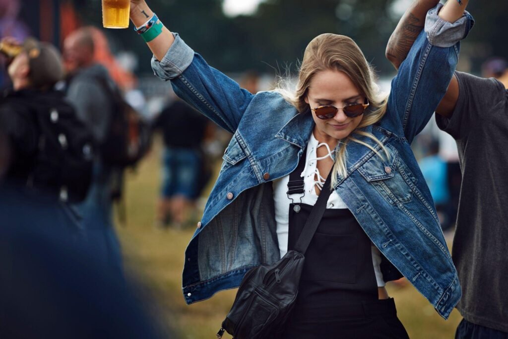 Let's Explore The Differences Between Both Coat Vs Jacket