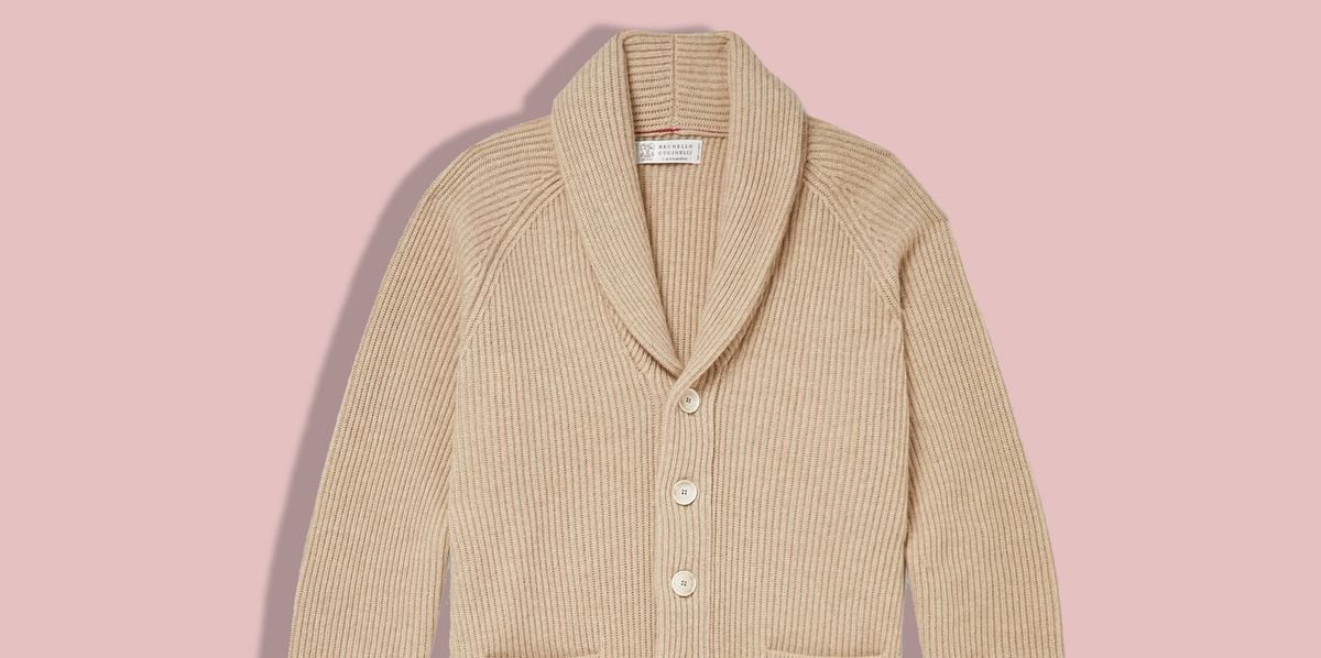 Close-up of a Shawl Collar on a women's blouse