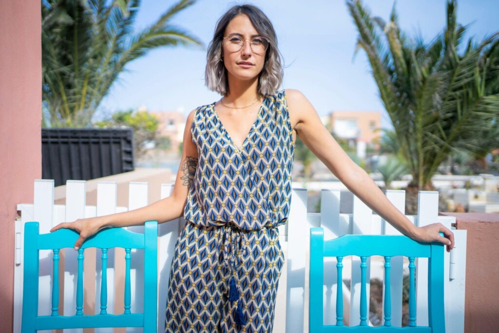Bulk jumpsuit production benefits for clothing brands
