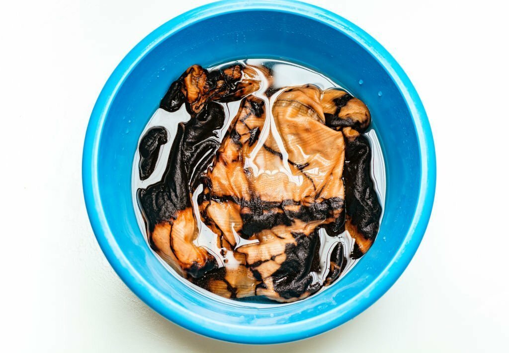 How To Bleach Clothes: A Step-By-Step Guide