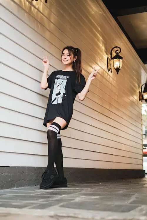28 Types Of T-Shirt For Women To Add In Your Next Collection