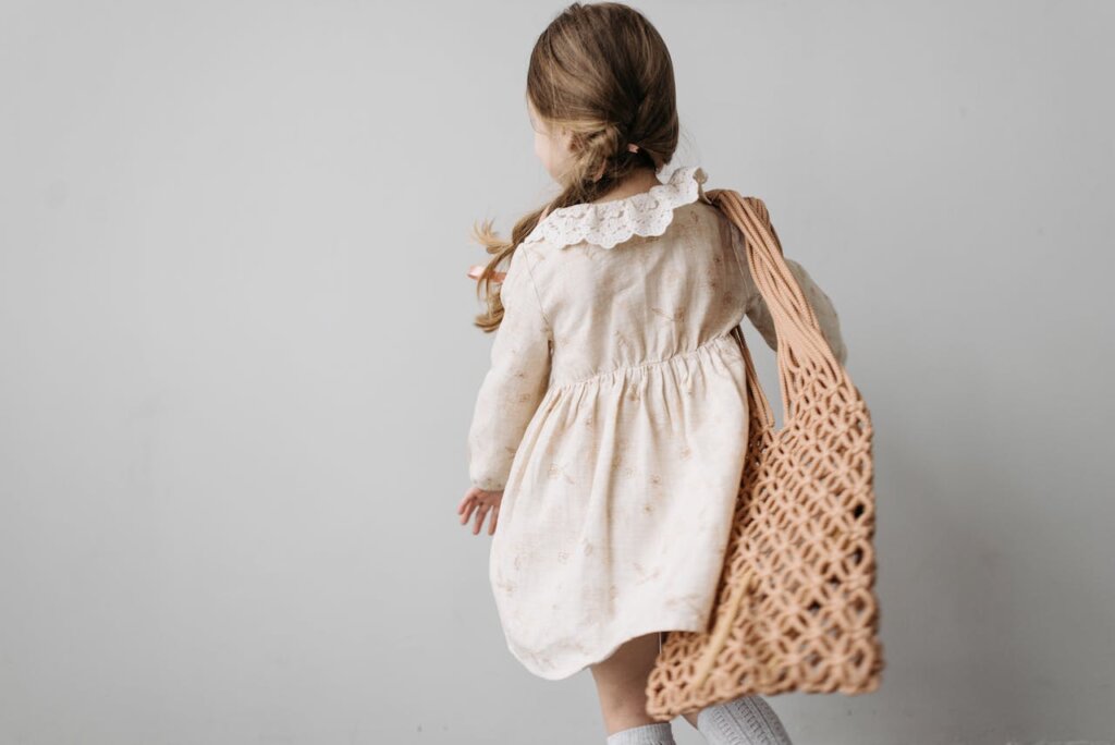 Sustainable Packaging For Clothing | Cost-Effective Ideas