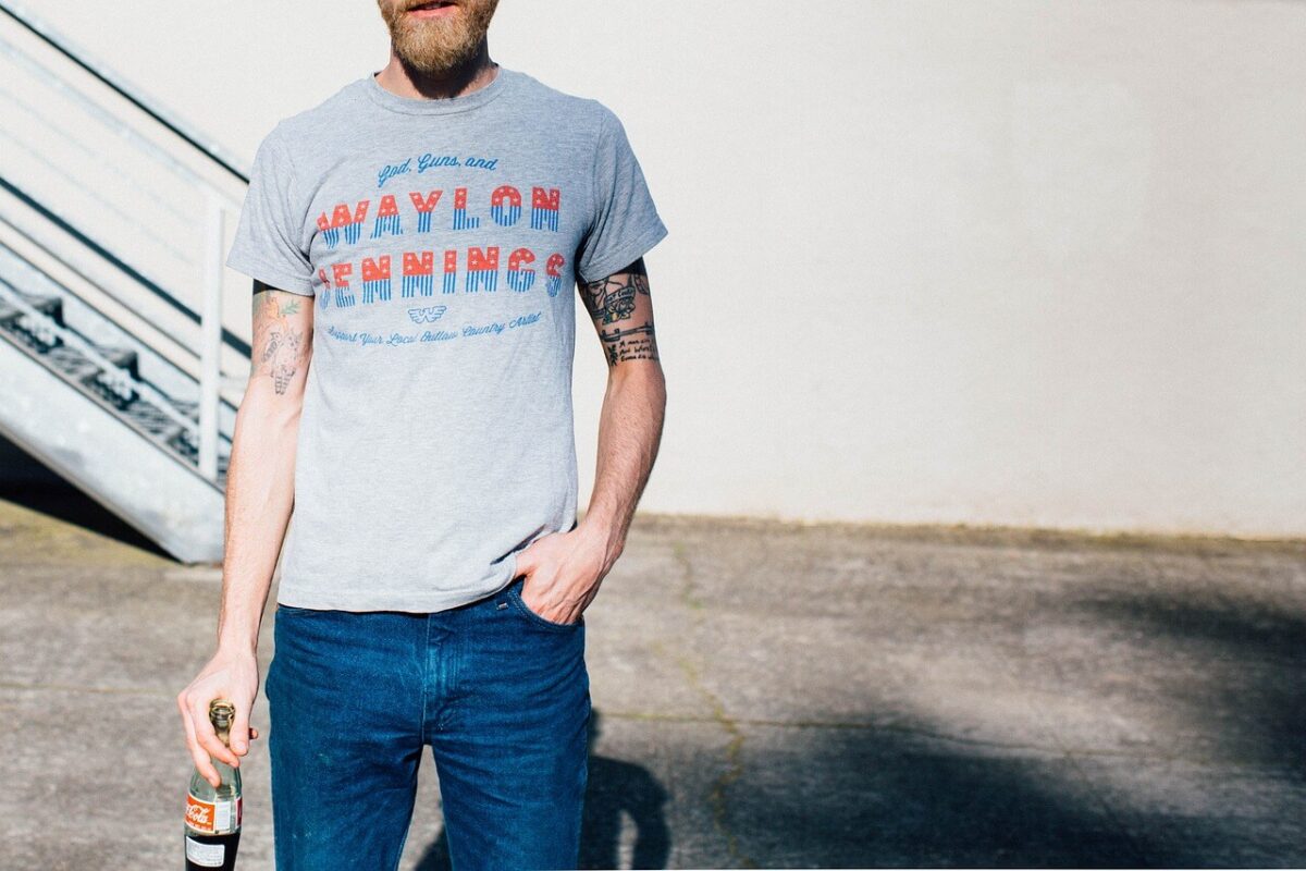 Ludyway | Effective Ways to Promote Your T-Shirt Business