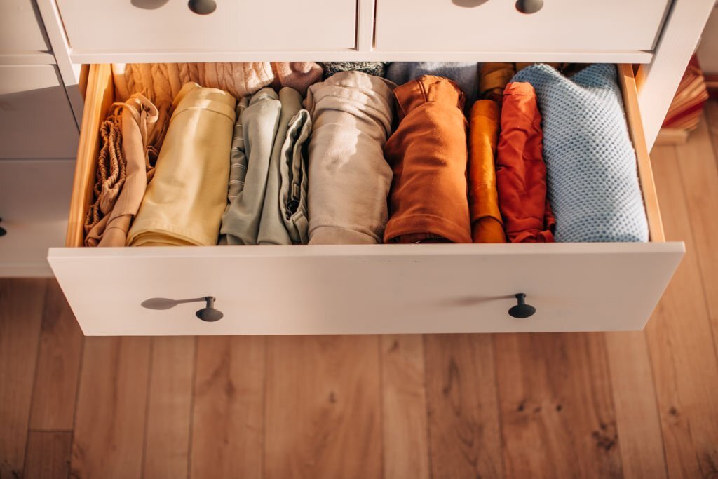 How To Keep Clothes Smelling Fresh In Drawers: 10 Ways!
