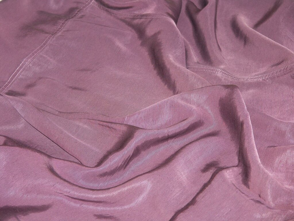 Know It All About Viscose Fabric And Its Production