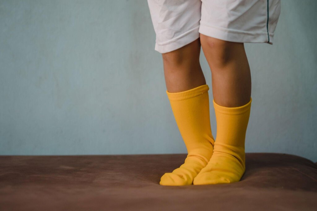 High-performance synthetic sock materials