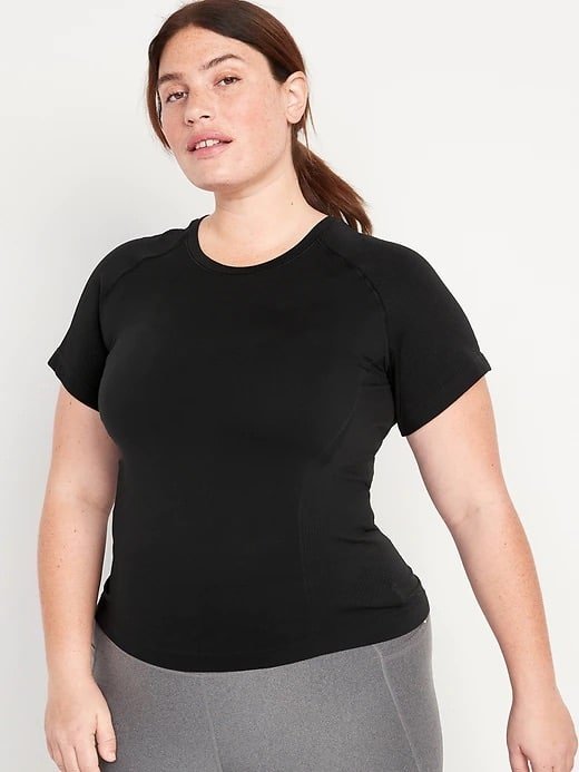 10 Types Of Women’S Activewear T-Shirt Women Adore