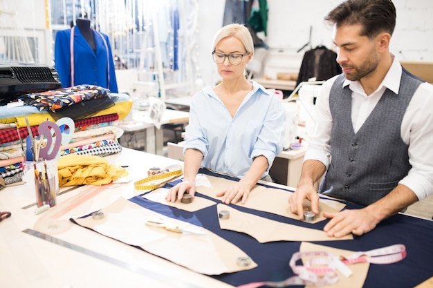 Types Of Garment Samples: A Guide For Apparel Production!