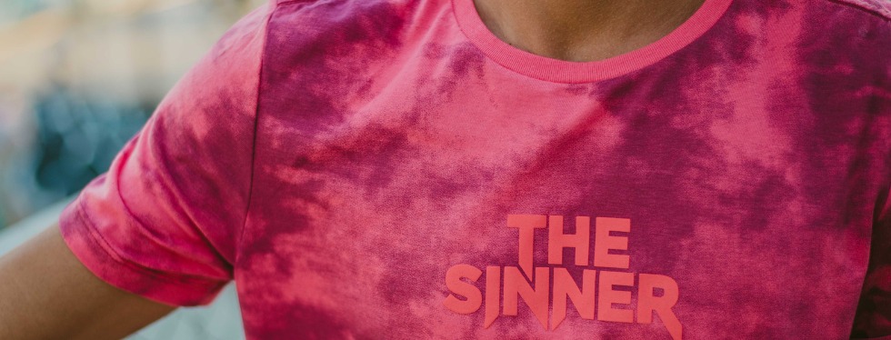 The Most Popular T-Shirt Colors & Why They Matter