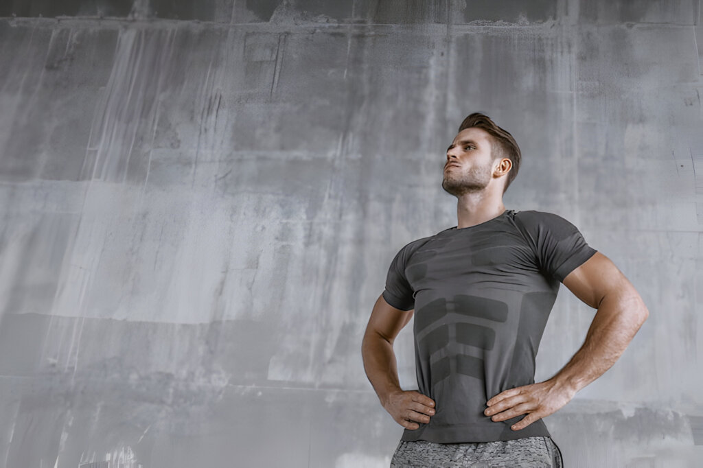 The 11 Best Workout Shirts For Men 2025