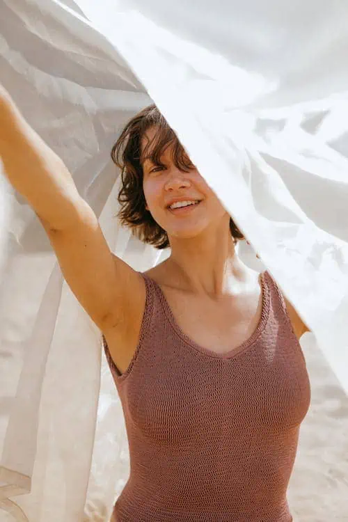 28 Types Of T-Shirt For Women To Add In Your Next Collection