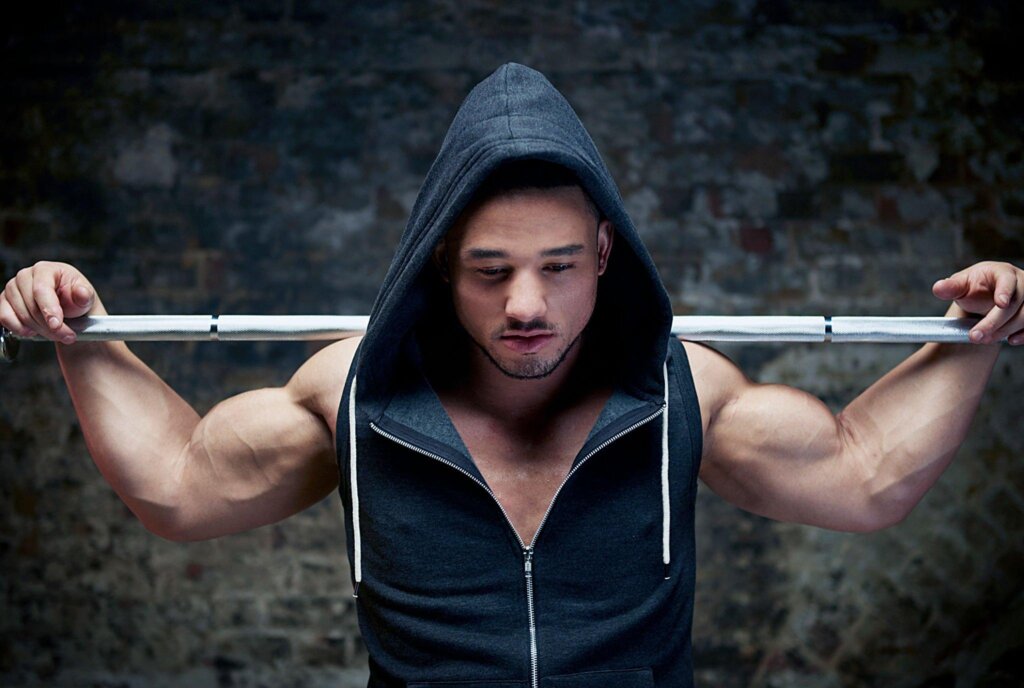 Sleeveless hoodie with mesh ventilation