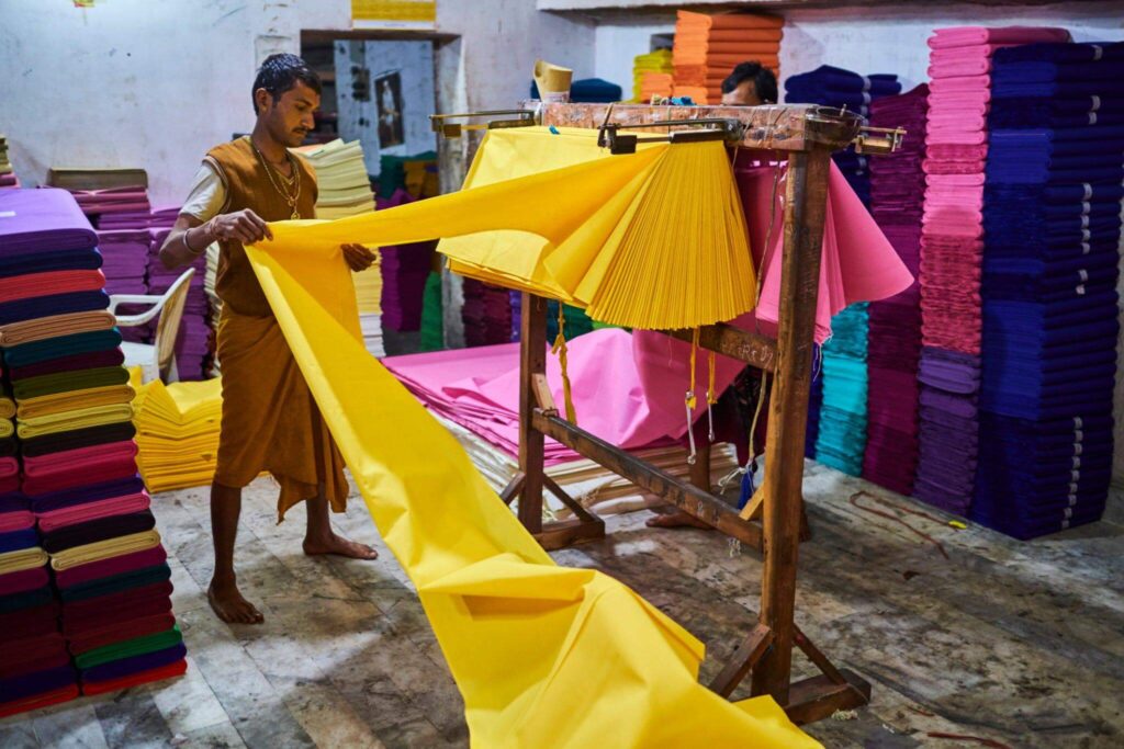 Budget scaling for apparel startups