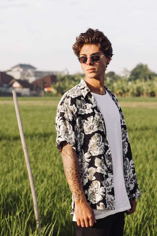 16 Types Of T-Shirt Decorations Men Are On The Hunt For